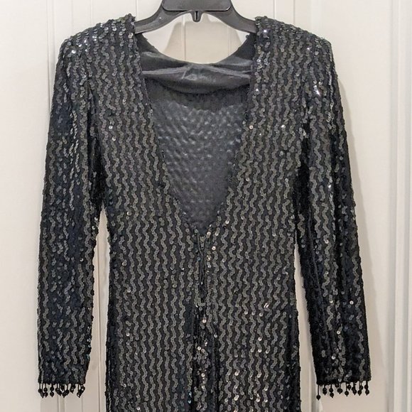 Full Length Black Sequined Gown by Degré, Size 7/8 - Picture 4 of 7